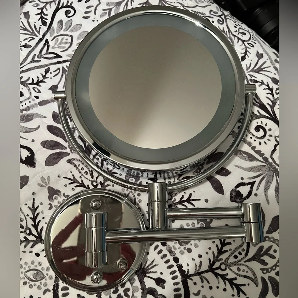 JERDON 8.5” Wall-Mount Lighted Makeup Mirror